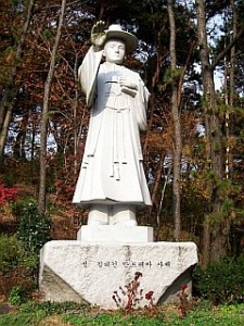 nabawi-lieu-kto-coree-statue-kim-taegon